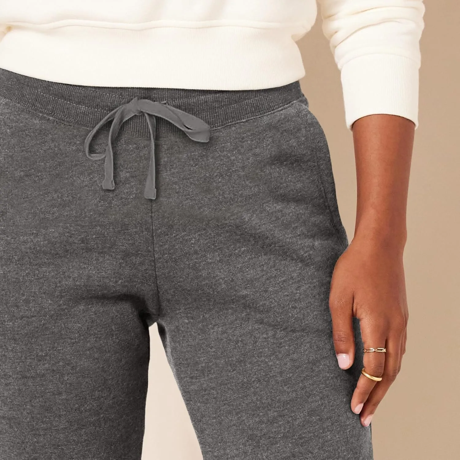 Amazon Essentials Women's Fleece Jogger Sweatpant (Available in Plus Size)