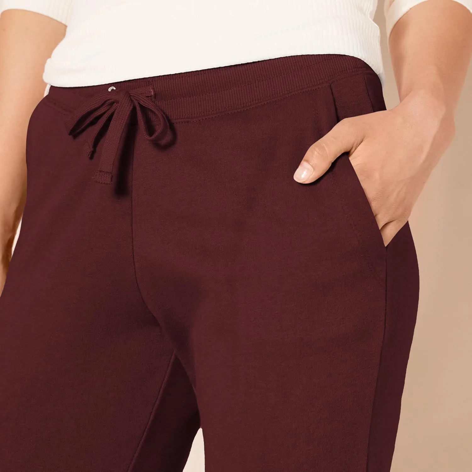 Amazon Essentials Women's Fleece Jogger Sweatpant (Available in Plus Size)