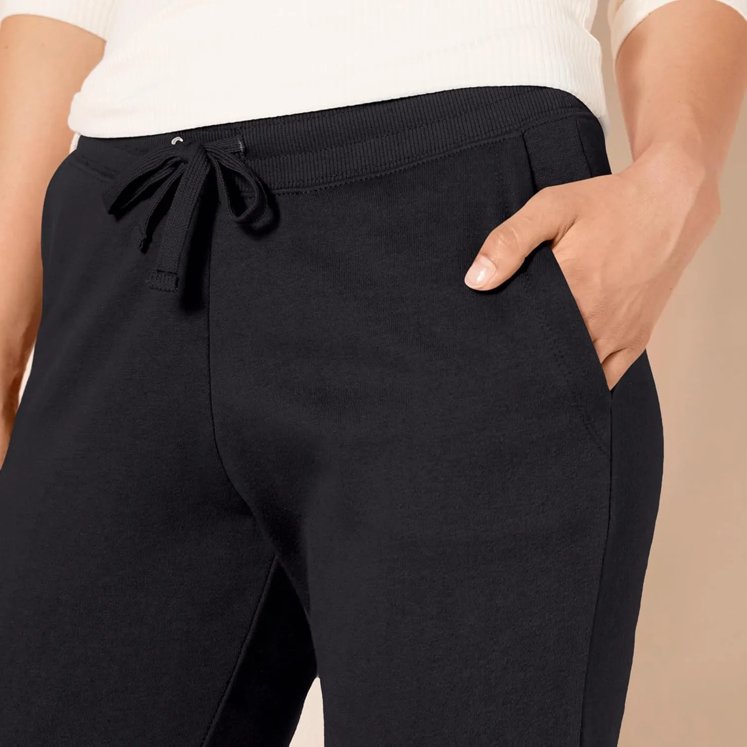Amazon Essentials Women's Fleece Jogger Sweatpant (Available in Plus Size)