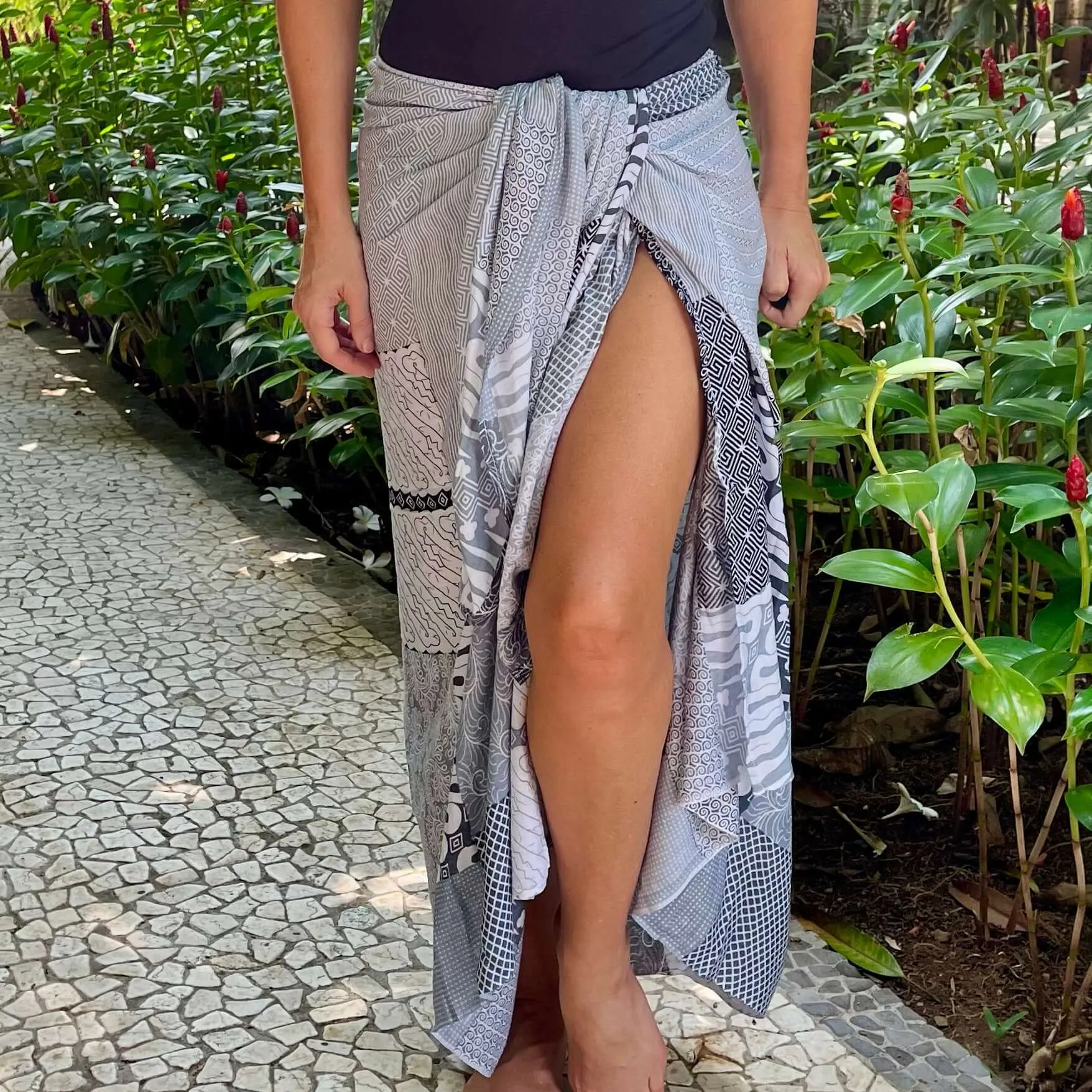 Batik Monochrome Beach Sarong