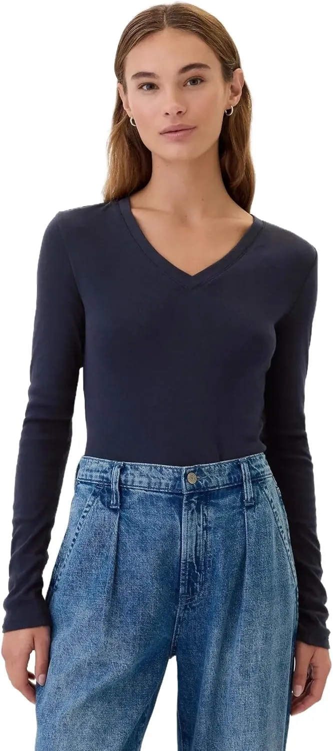 GAP Women's Long Sleeve Favorite V-Neck T-Shirt