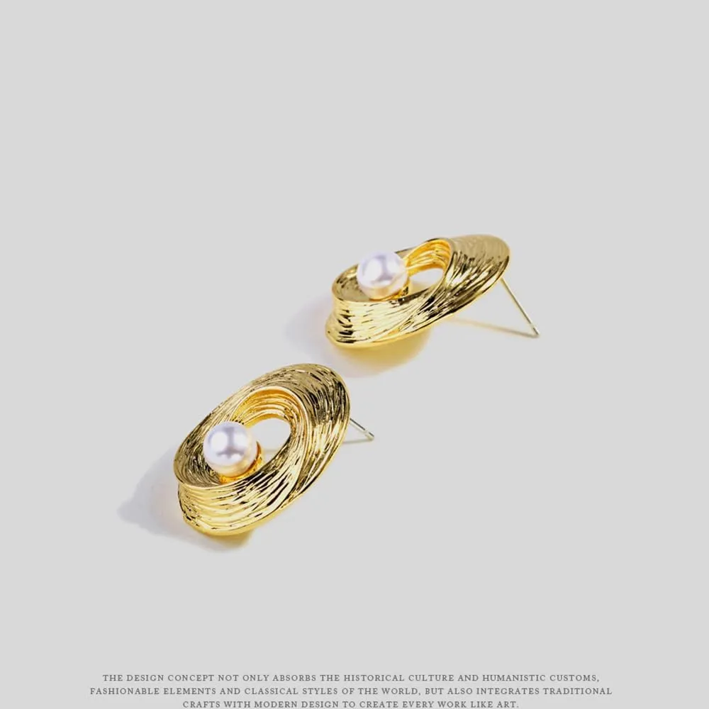 Gold Pearl Stud Statement Earrings for Women Trendy, Brass Geometric Hypoallergenic Vintage Earrings Jewelry Gift for Women