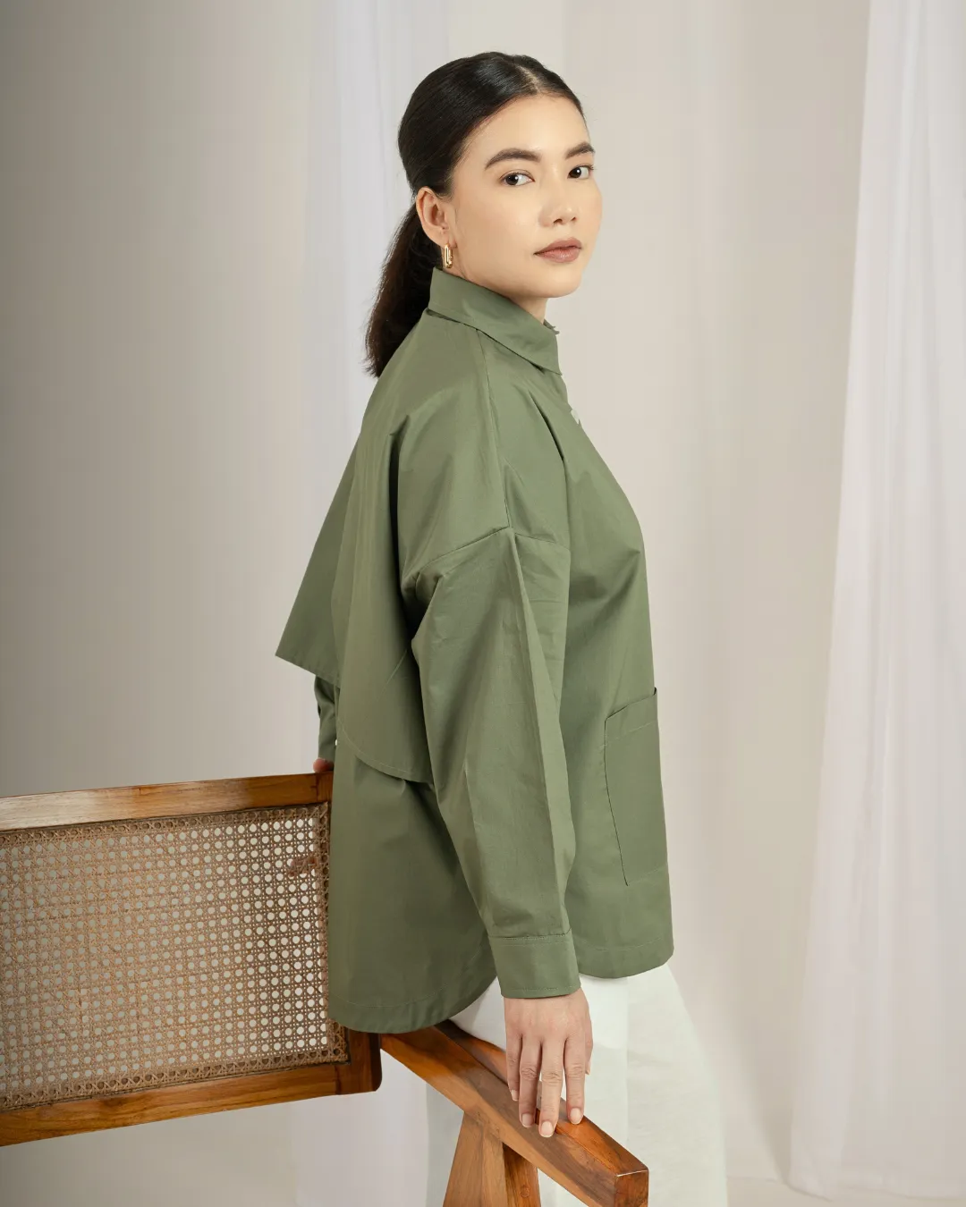 Jiyū Oversized Flap Shirt : Olive