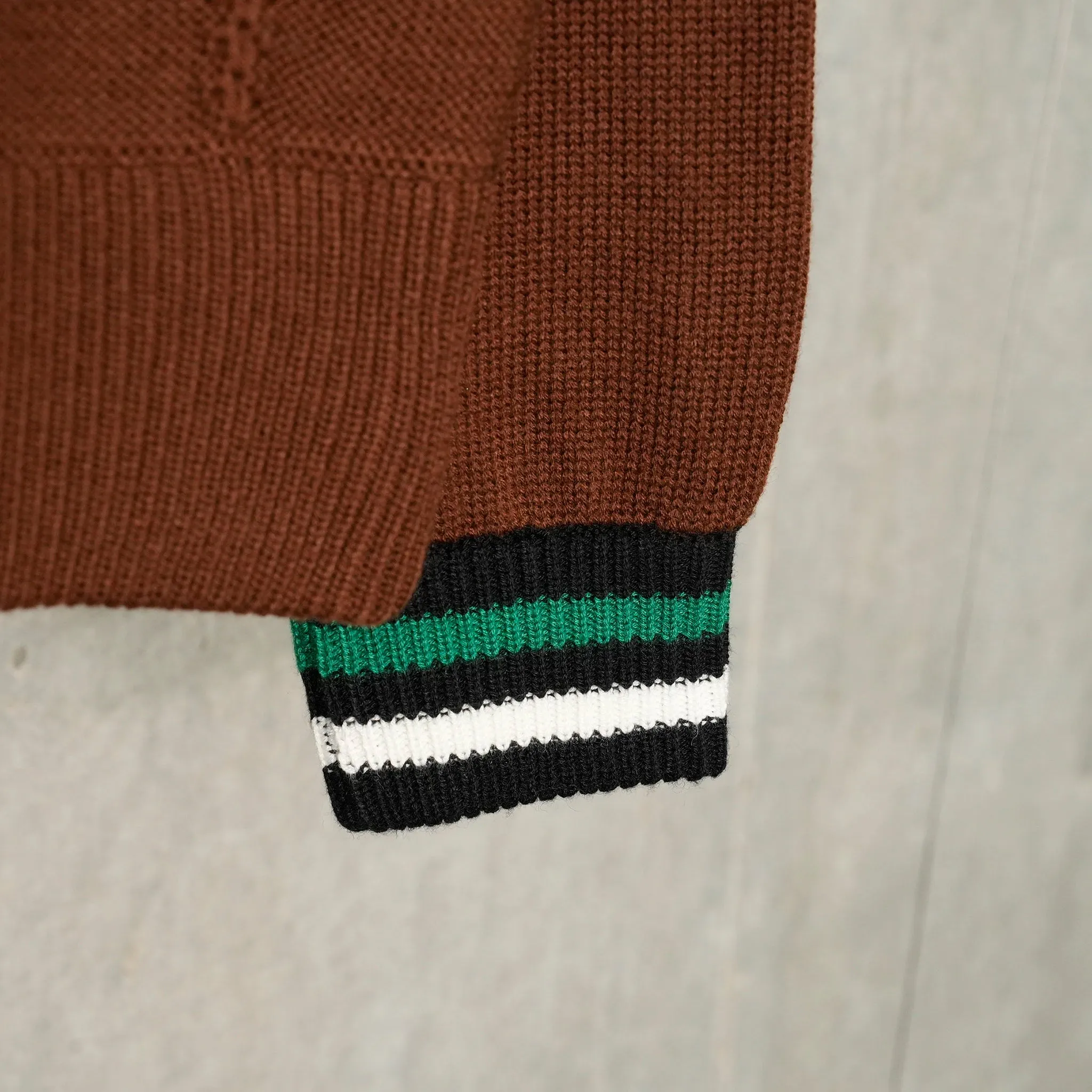KNITTED TRACK JACKET / BROWN