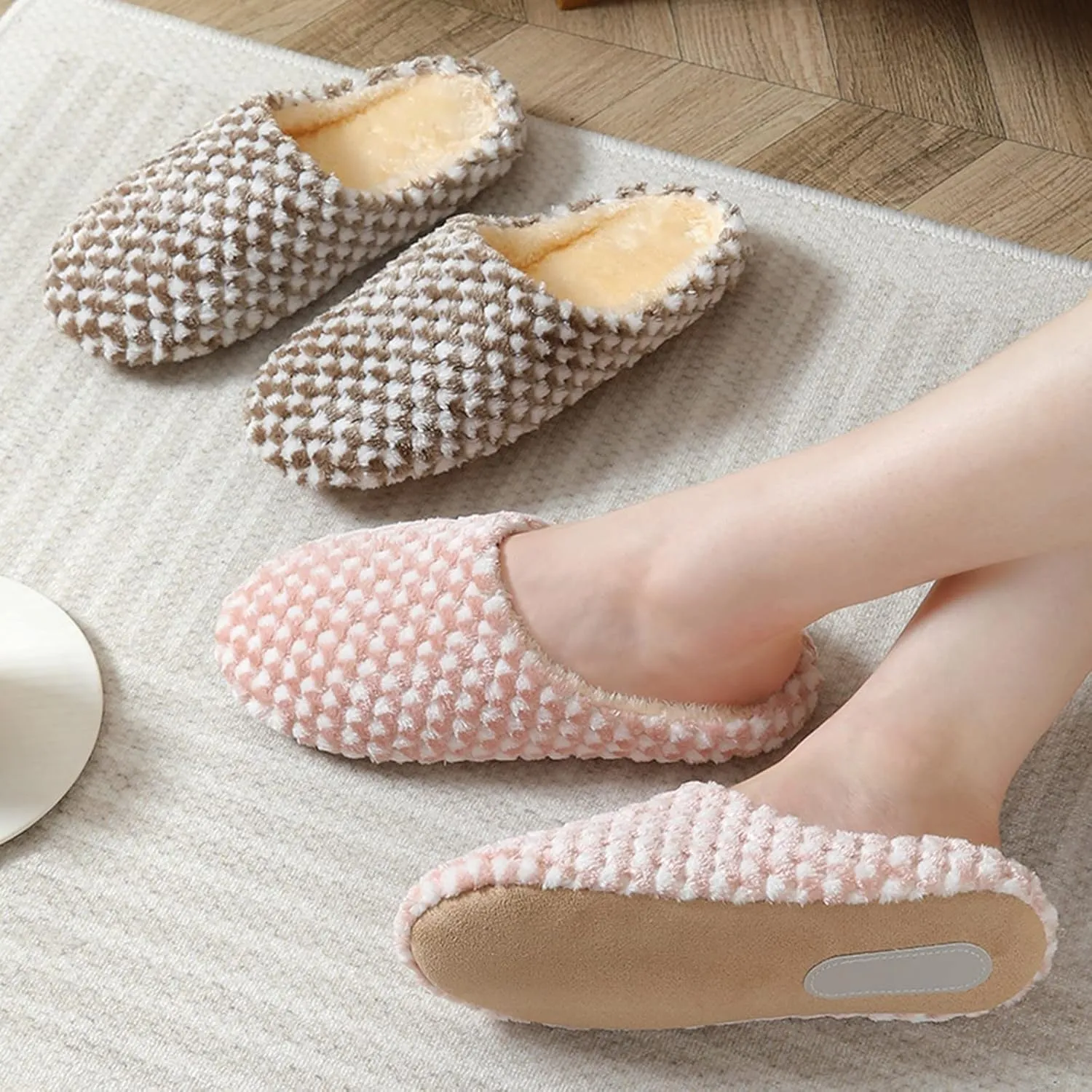 SBGMoSJ Comfy Slippers for Women Wide Indoor Slippers Winter Slip On Slippers with Rubber Soles Slippers for Men Wide Width Christmas Decorations Indoor Gifts for Husband 2023