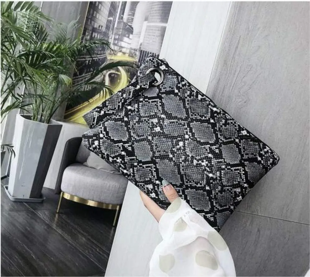 Suillty Women's Oversized Snakeskin Clutch Envelope Bag Messenger Handbag Tote Wristlet Bag