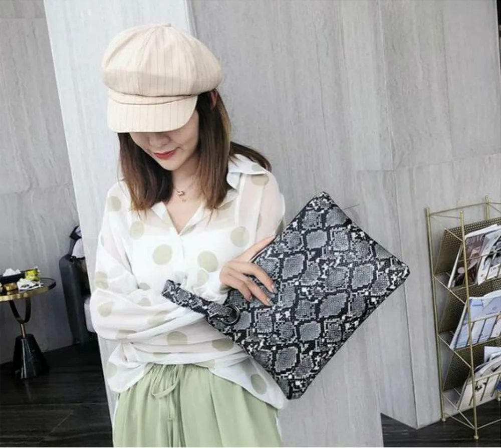 Suillty Women's Oversized Snakeskin Clutch Envelope Bag Messenger Handbag Tote Wristlet Bag