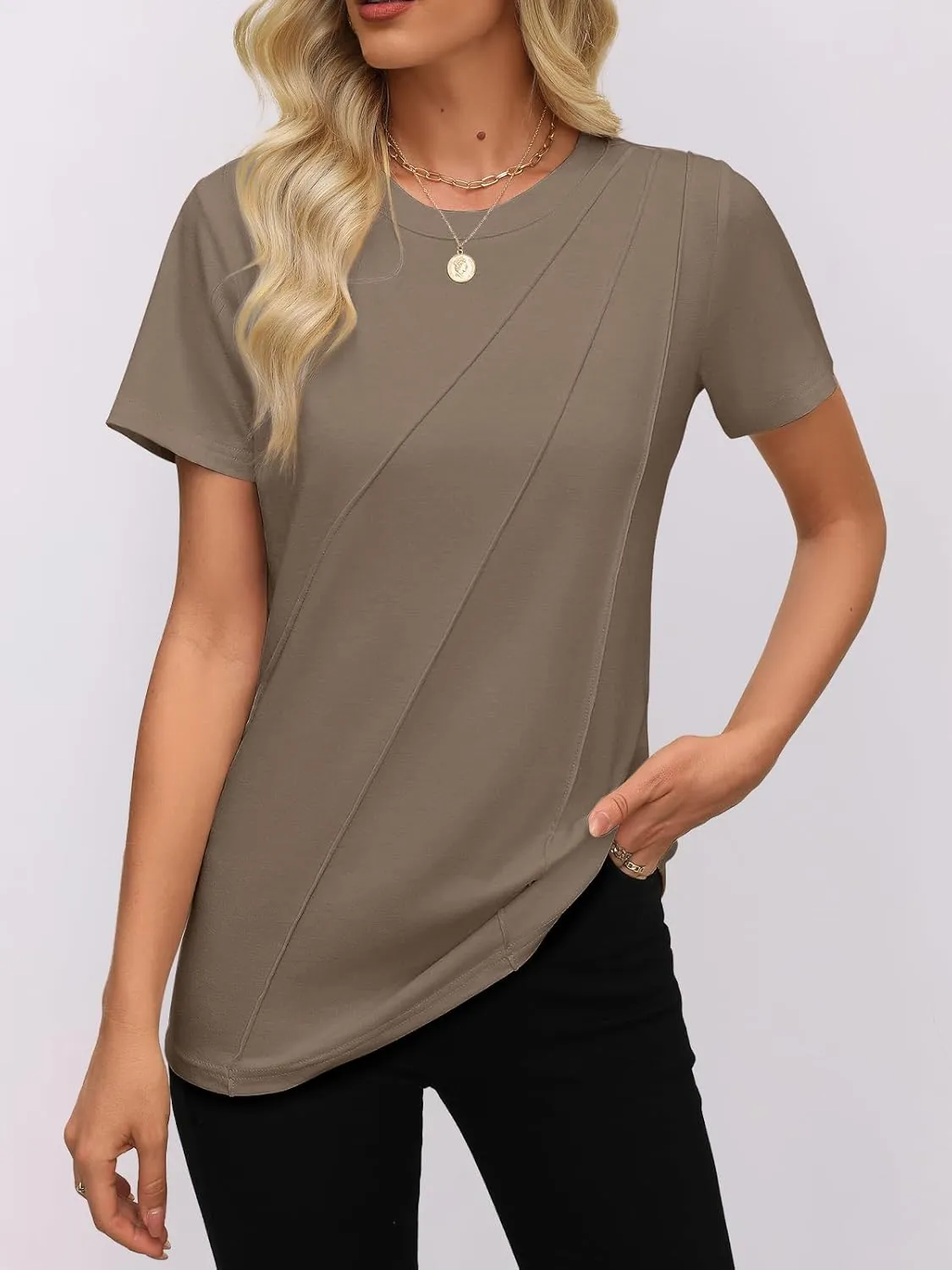 Women's Short Sleeve Tops Pleated Crewneck Loose Fit T Shirt Business Casual Dressy Work Shirts 2025 Summer Blouses